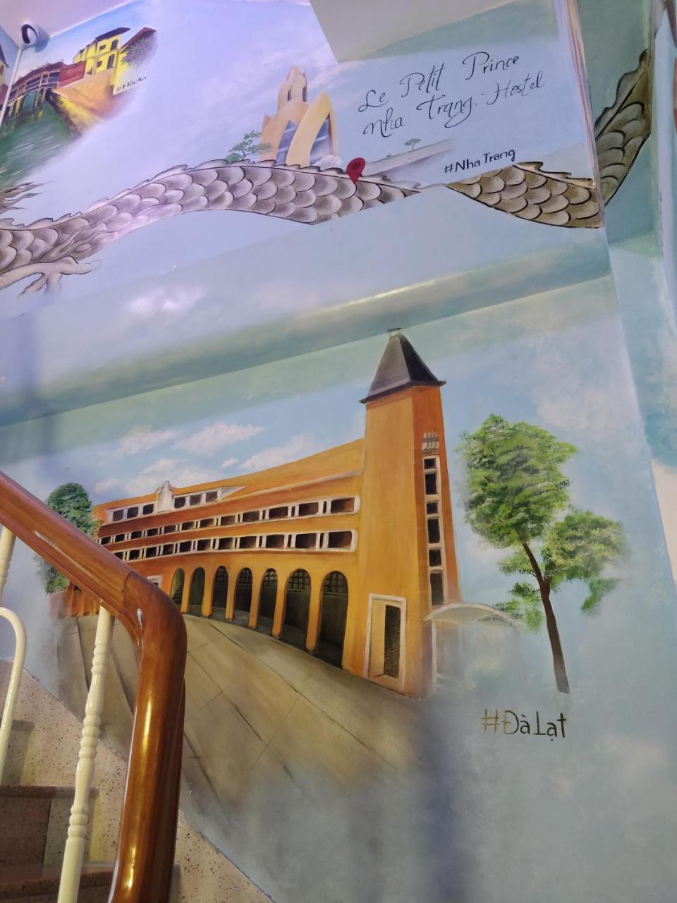 Le Petit Prince Nha Trang Hostel ภายนอก รูปภาพ